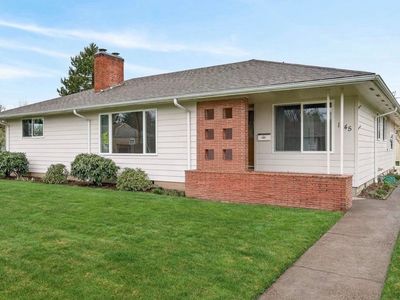 1345 NE 9th St, McMinnville, OR, 97128