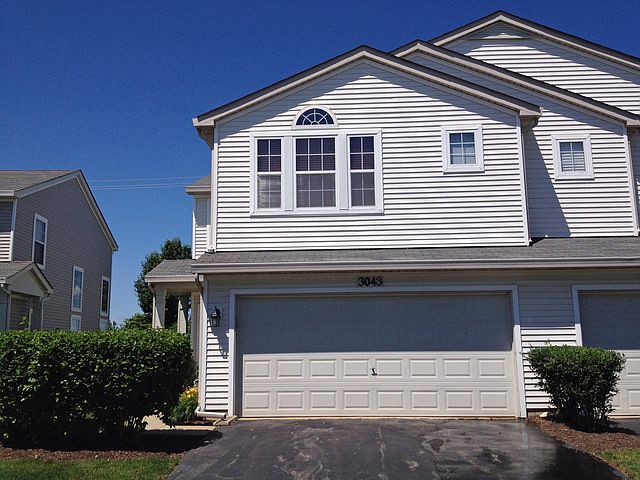 1st image of 3043 Creekside Dr #3043