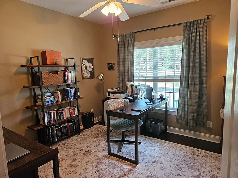142 Shellbank Dr — Photo 25