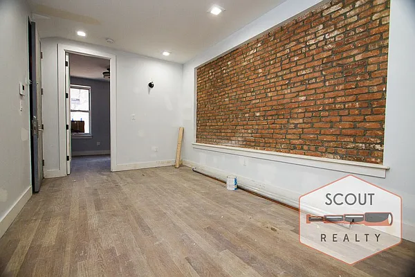 Rented by SCOUTBK.COM | media 77