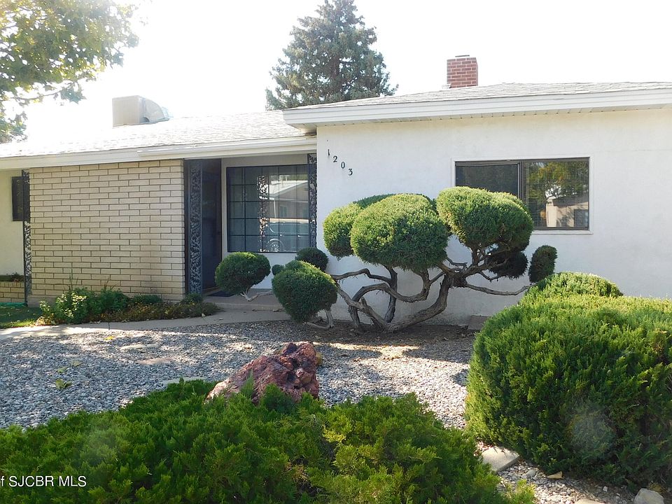 1st image of 1203 N Orchard Ave