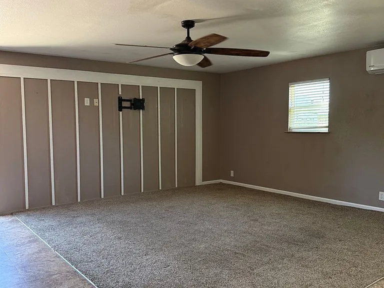 8033 Lax Dr — Photo 18