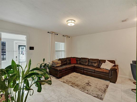 4th image of 2541 NW 153rd St
