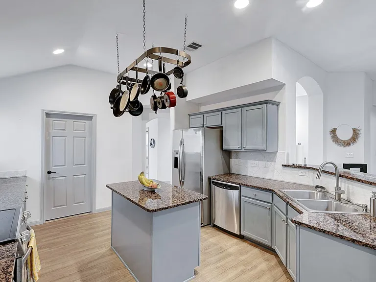9815 Lockberry Ln — Photo 16