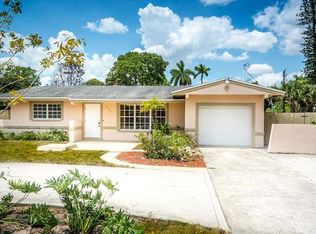 2055 43rd Ln SW, Naples, FL 34116