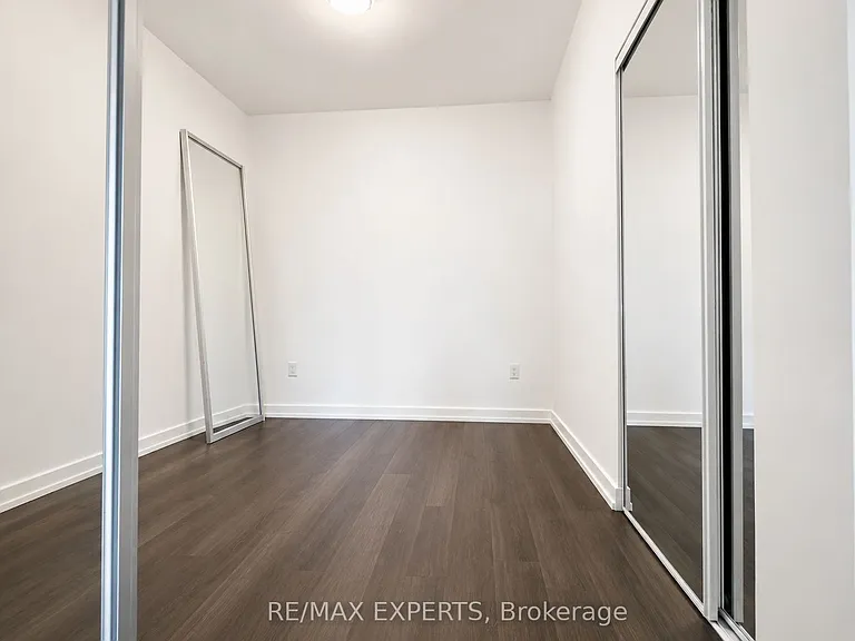 4010 Eglinton Ave W #432 — Photo 12