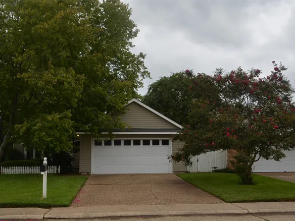 9703 Stratmore Cir, Shreveport, LA 71115