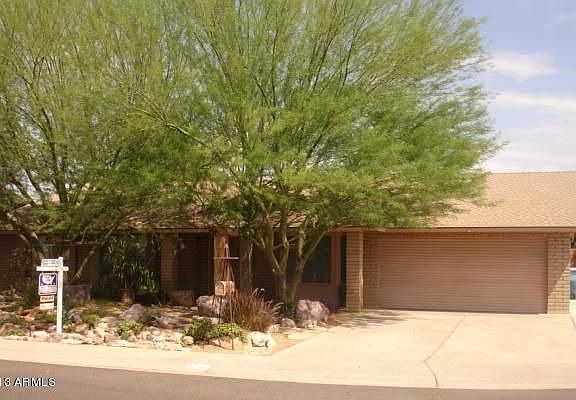2nd image of 532 E Angela Dr