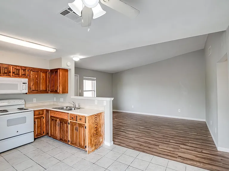 8419 Riverstone Dr #D — Photo 14