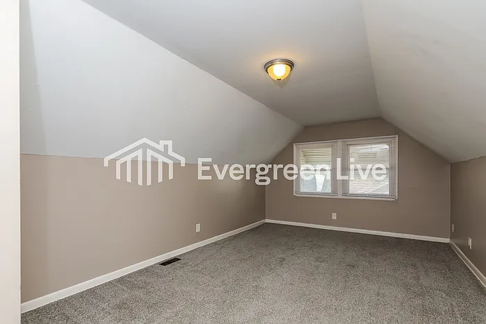 4014 Woodcliffe Ave — Photo 12