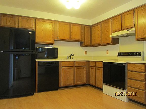 3rd image of 1718 Tullis St NE