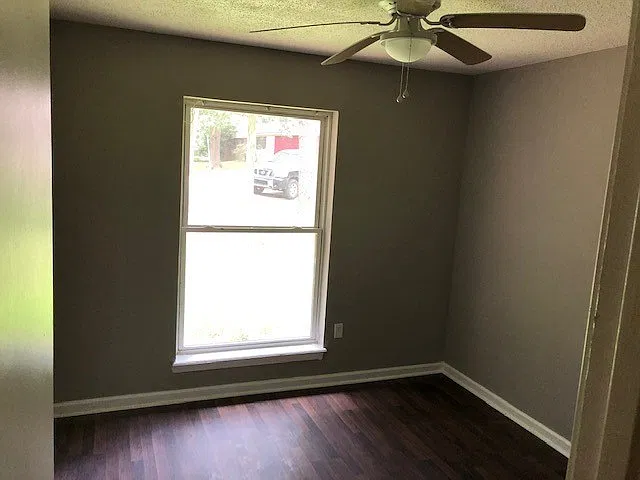 3 bed, 1134 sqft, $950 — Photo 4