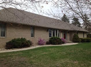 2607 3rd St, Emmetsburg, IA 50536