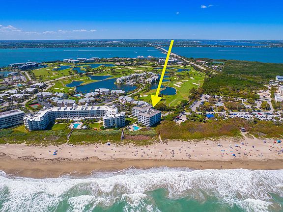 3rd image of 669 NE Plantation Road #308