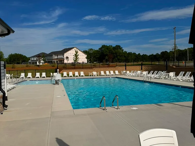 625 Branthurst Dr — Photo 7