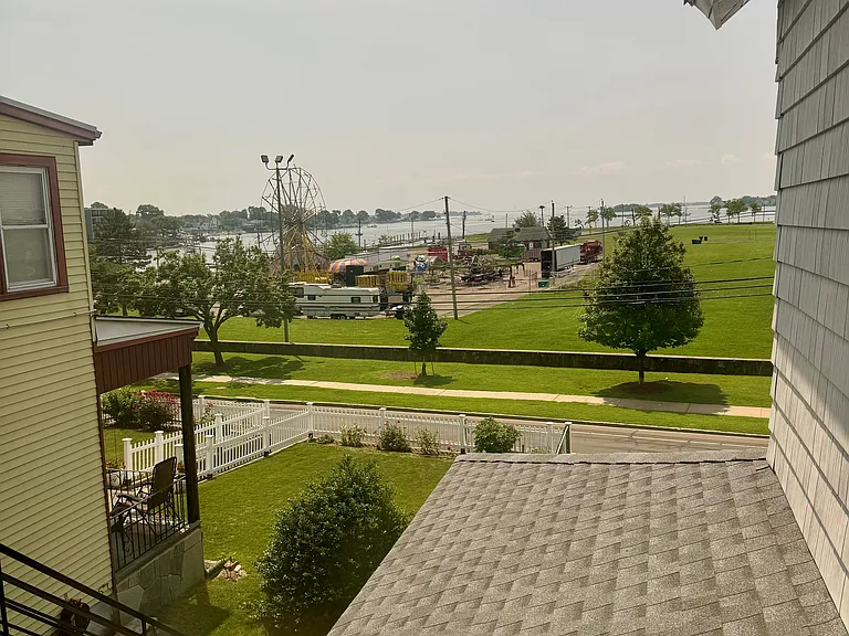 37 Seaview Ave #2 — Photo 11