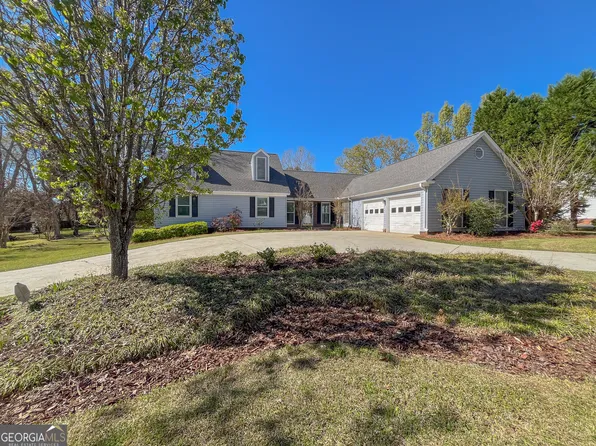 111 Cedar Creek Dr, Dublin, GA 31021