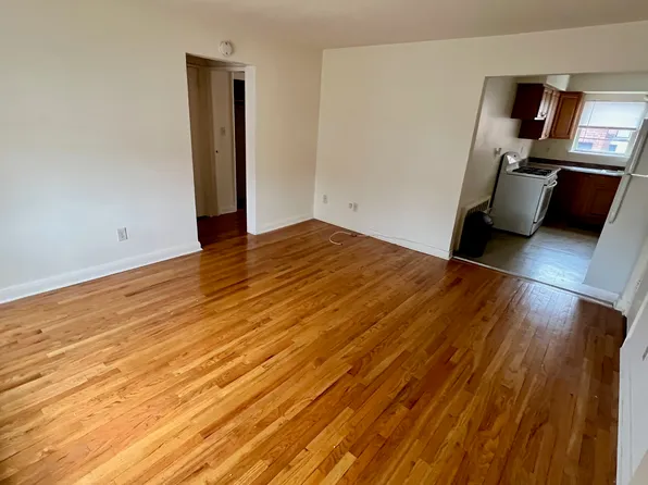 2356 Lemoine Avenue image 3 of 15