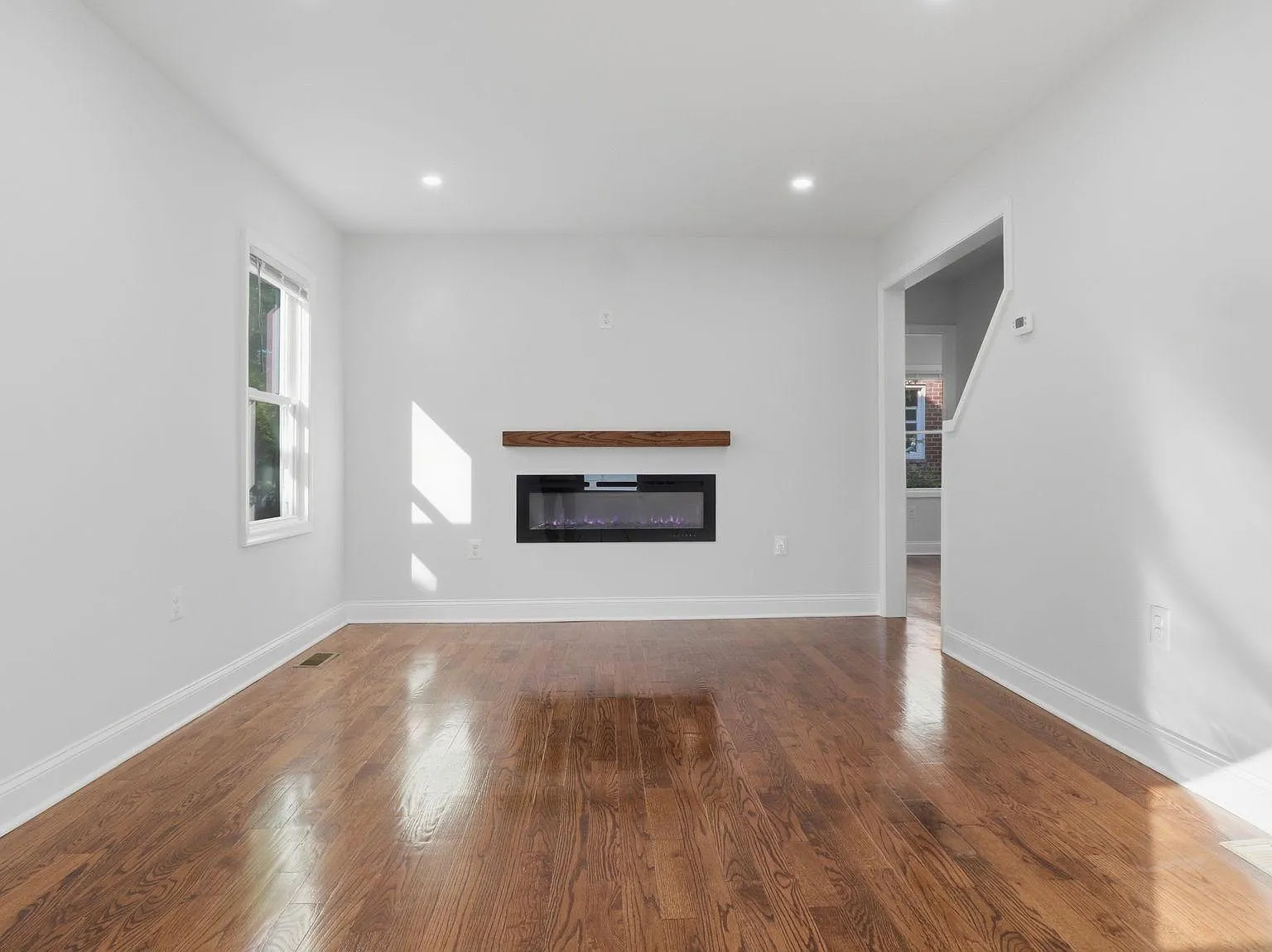 4 bed, 3.0 bath, 1950 sqft, $3,600 — Photo 4