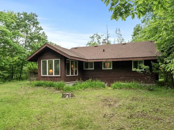 1131 S Berry Ln, Ellison Bay, WI 54210