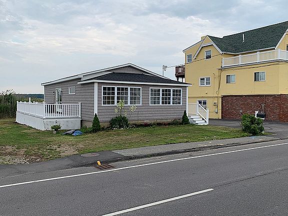 2nd image of 527 Ocean Blvd