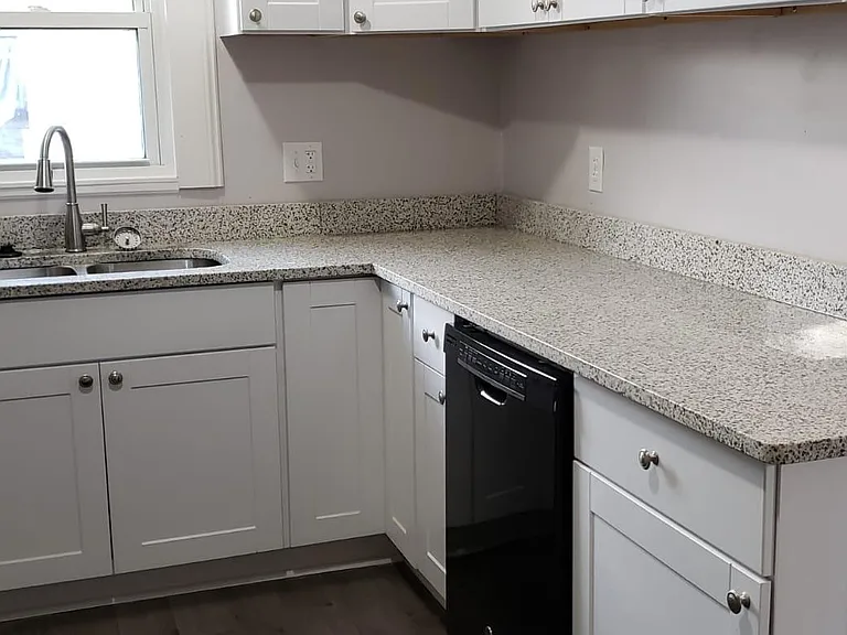 279 Madison Ave — Photo 5