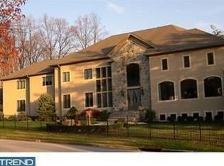 3301 Locust Dr, Huntingdon Valley, PA 19006