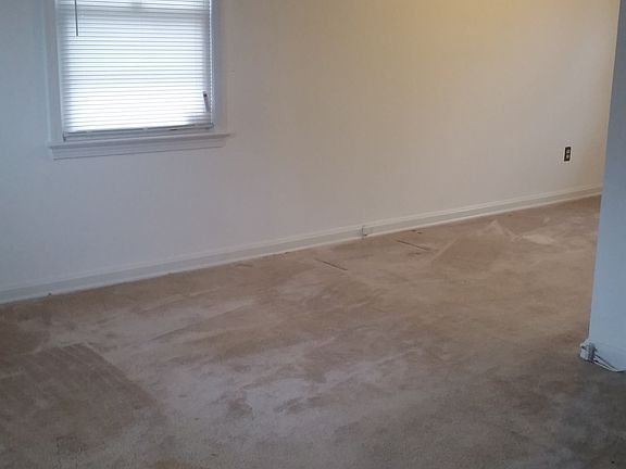 3rd image of 4001 25th Ave Unit 4001