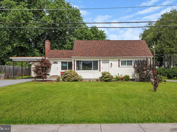 34 Jack Enders Blvd, Berryville, VA 22611