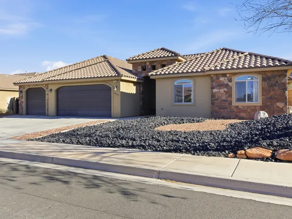 2527 S Wilson Dr, Hurricane, UT 84737