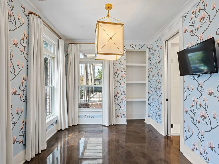 1702A 5th Ave N #A — Photo 3