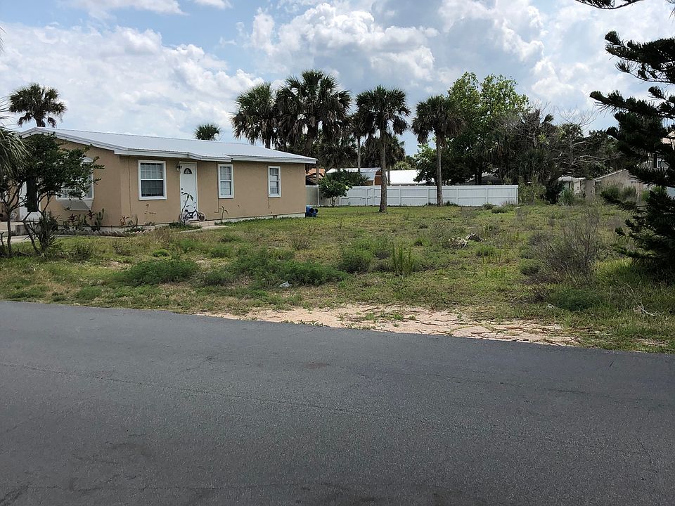 2nd image of 1820 S Daytona Ave