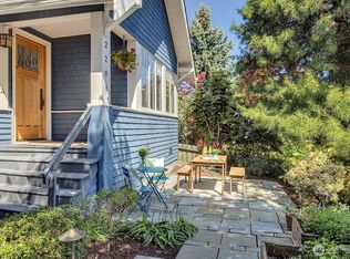 2205 12th Ave E, Seattle, WA 98102