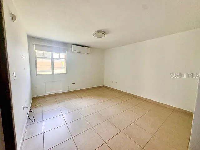 8 Santa Cecilia #8-104 — Photo 23