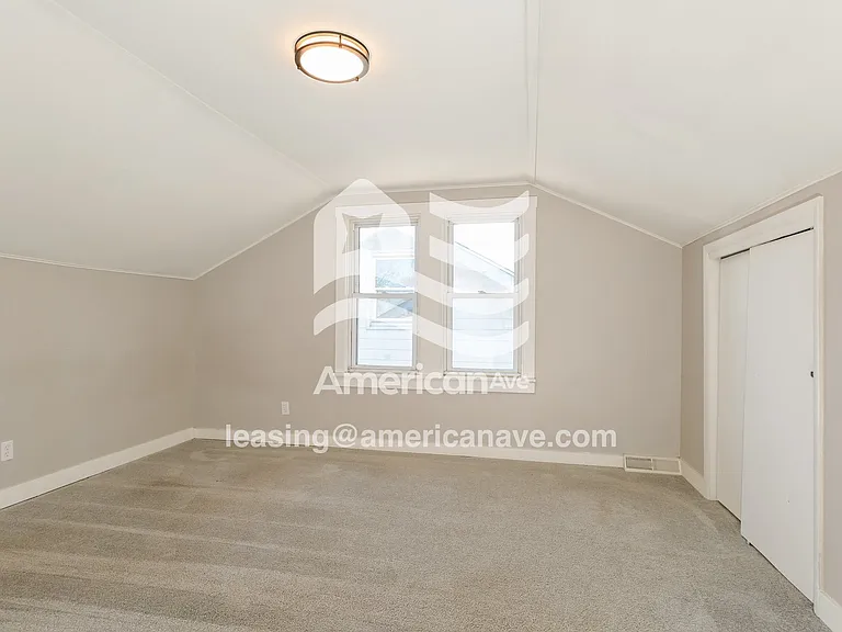 1135972_013_wm_-_bedroom_13584215.jpg