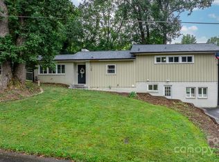 145 30th Ave NW, Hickory, NC 28601