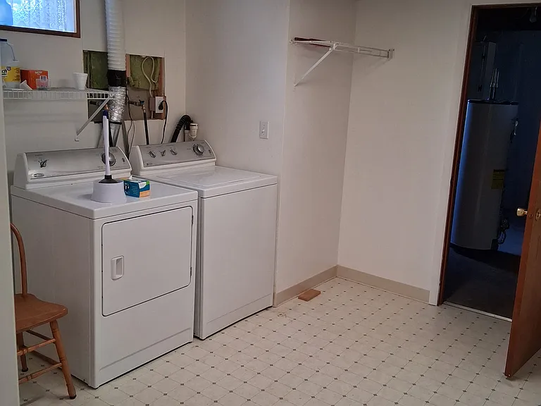 233 N Meadowlark Dr — Photo 20