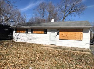 111 Melvin Dr, Cahokia, IL