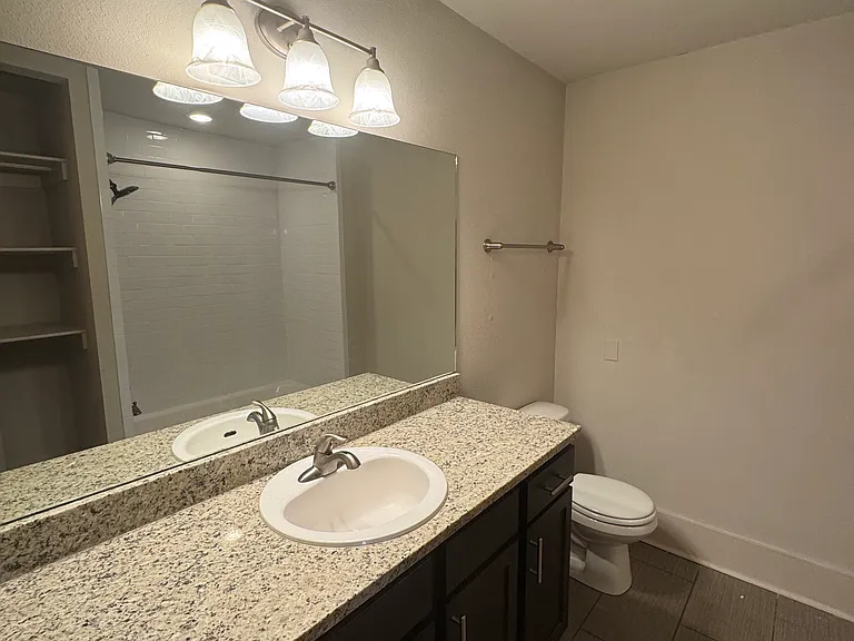 519 E Capitol Ave #1C — Photo 14