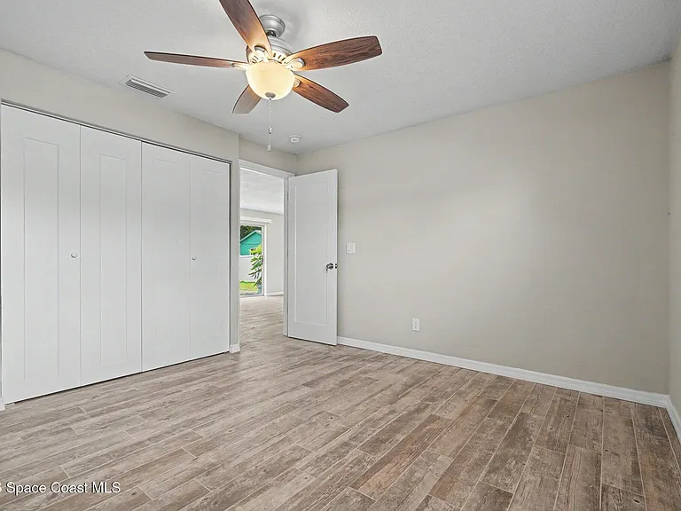 2222 Lucille Ln — Photo 12