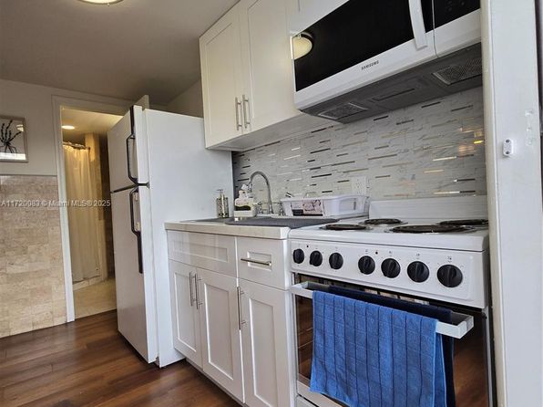 5712 Hollywood Blvd #1
