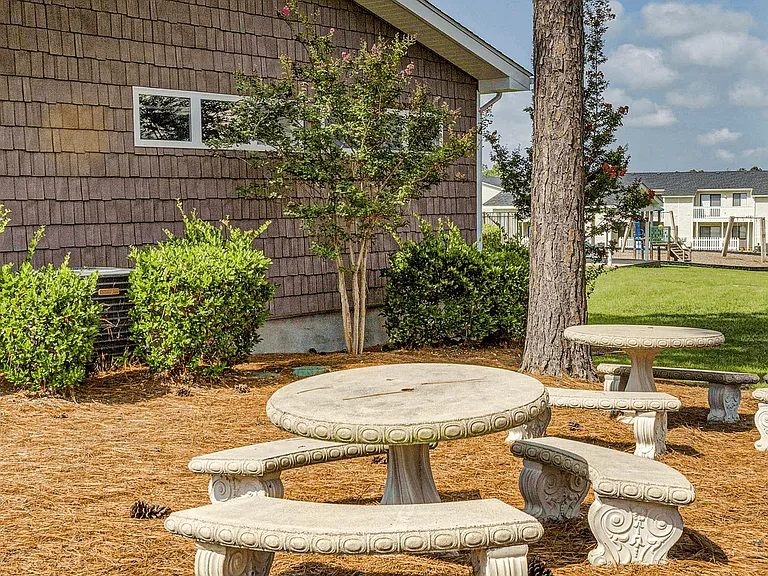 Patriot Point Apartment Homes — Photo 10