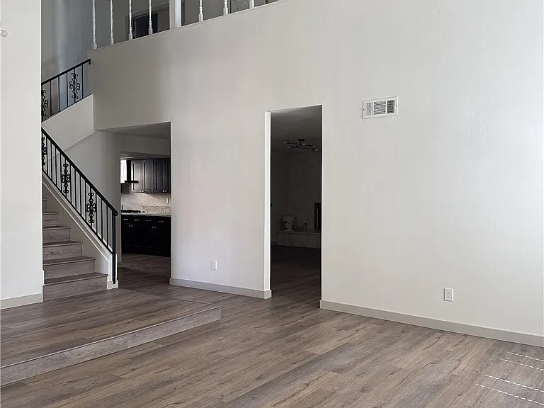 5590 W Katie Ave — Photo 5