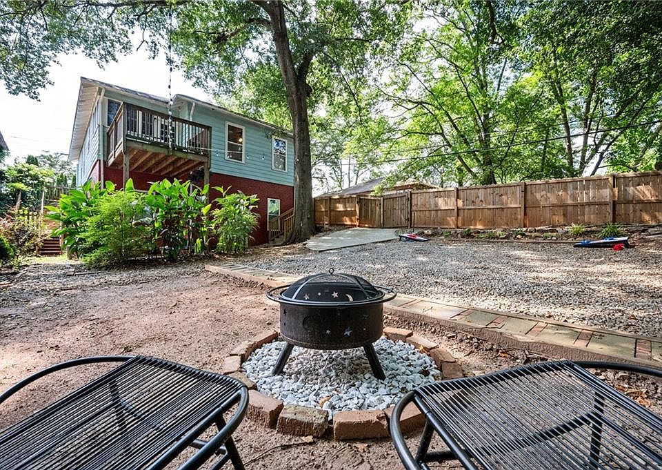 1st image of 1420 Sylvan Rd SW