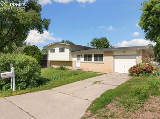 128 Ithaca St, Colorado Springs, CO 80911