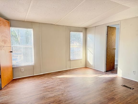 4th image of 205 W Conyers Ave Lot 9