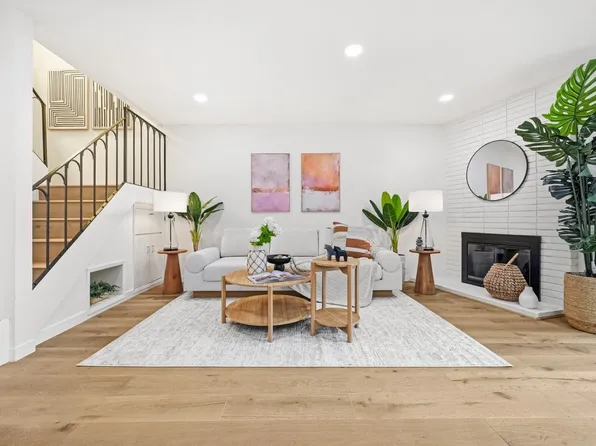 1506 Canna Ct, Mountain View, CA 94043