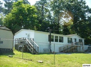 2809 Whispering Pines Rd, Strawberry Plains, TN 37871