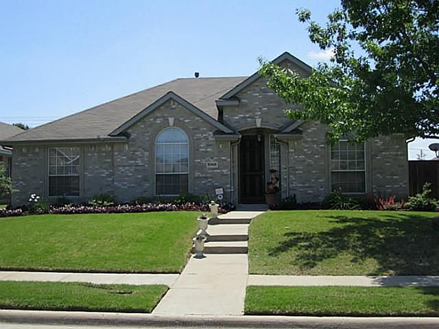 1st image of 10305 Stone Falls Ln