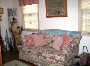 93 Elmwood Ave, Ho Ho Kus, NJ 07423